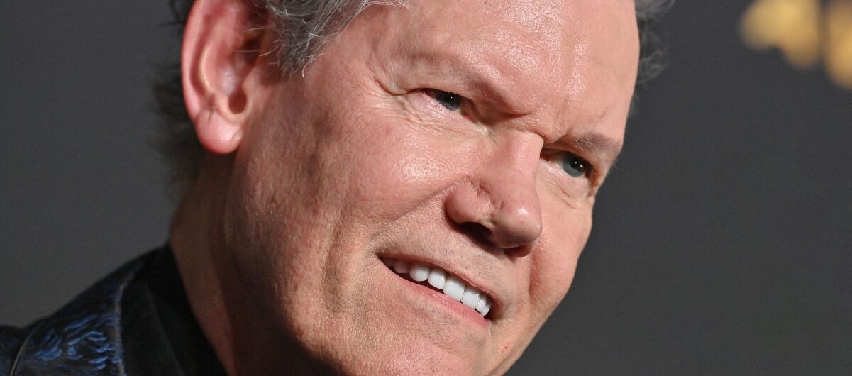 randy-travis-fi-1201x530