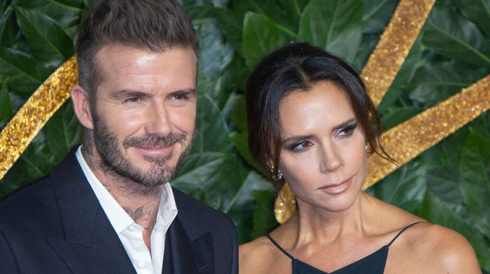 davidbeckhamvictoriabeckhamarriveatthefashionawards2018-2