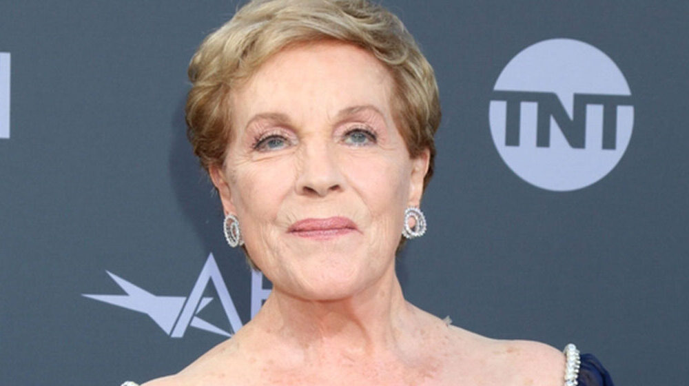 julieandrews9191-1200x560