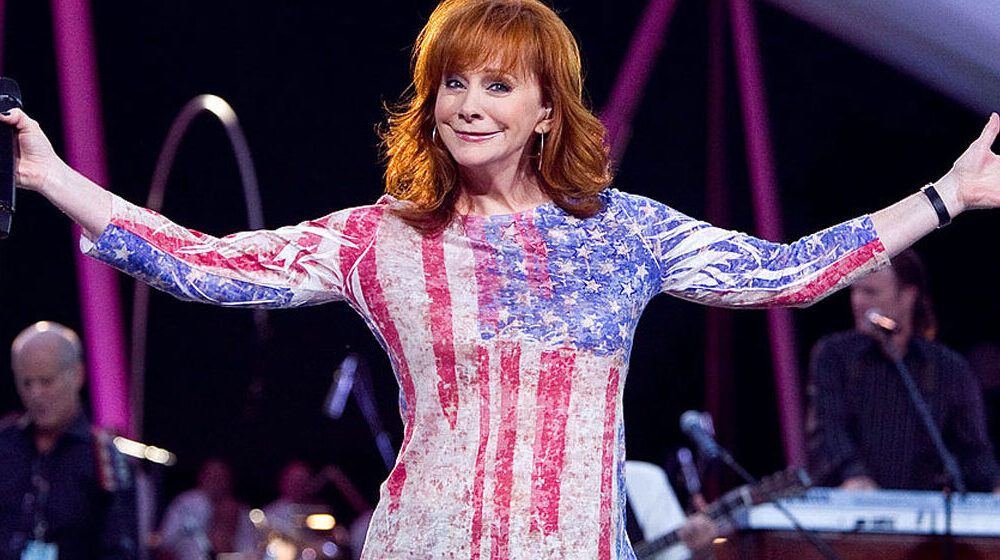 reba-mcentire-1200x560